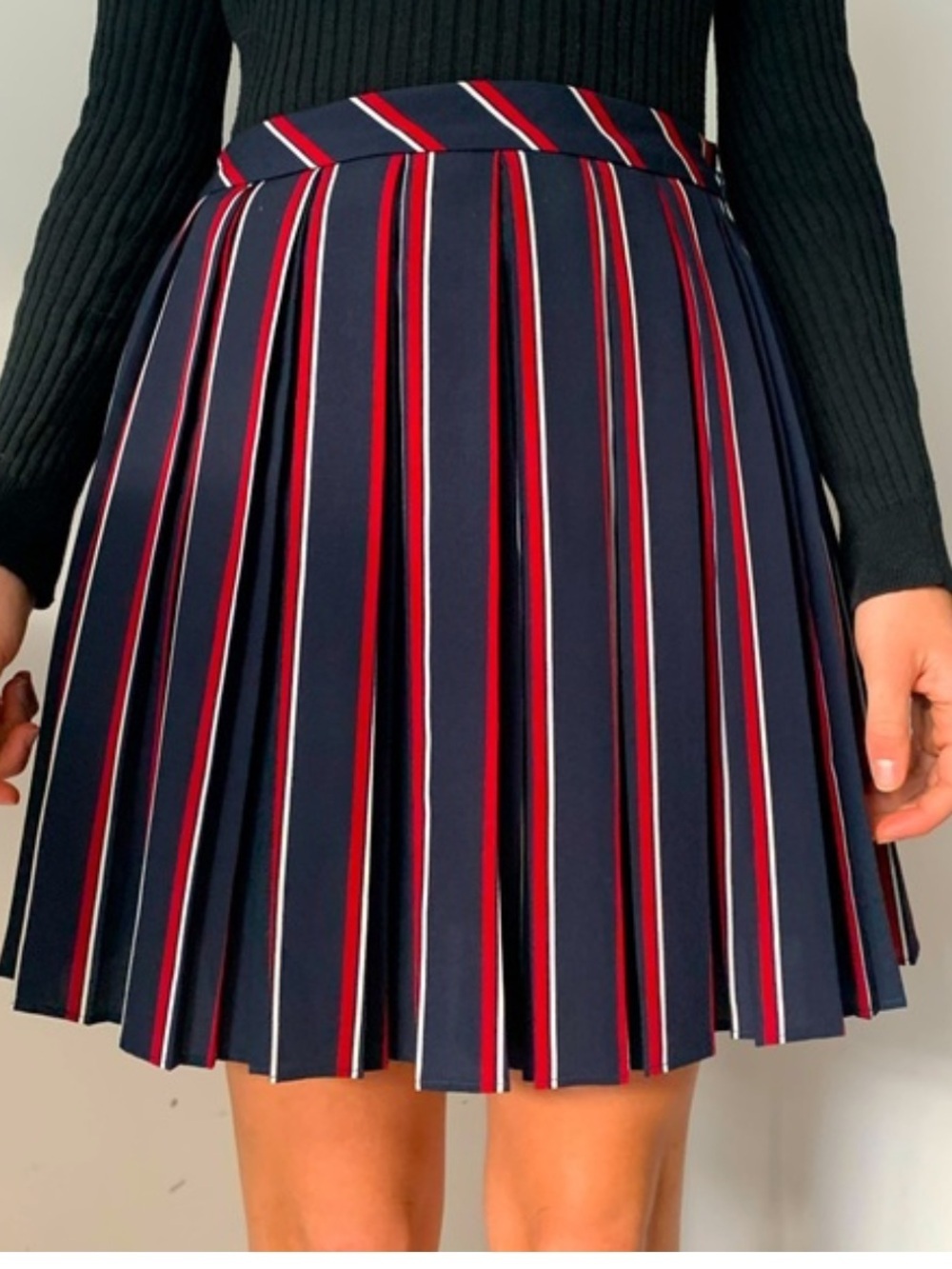 Banana Republic Pleated Navy Blue Red White Skit Lined Size 8 Americana Vintage